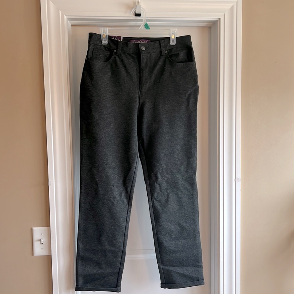 NWT Gloria Vanderbilt high waisted gray slacks.